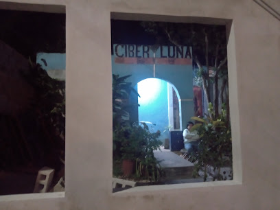 Ciber Luna en Valladolid