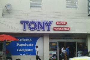Tony Superpapelerías en Cárdenas