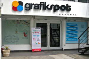 Grafikspot (Av Alfonso Reyes) en Monterrey